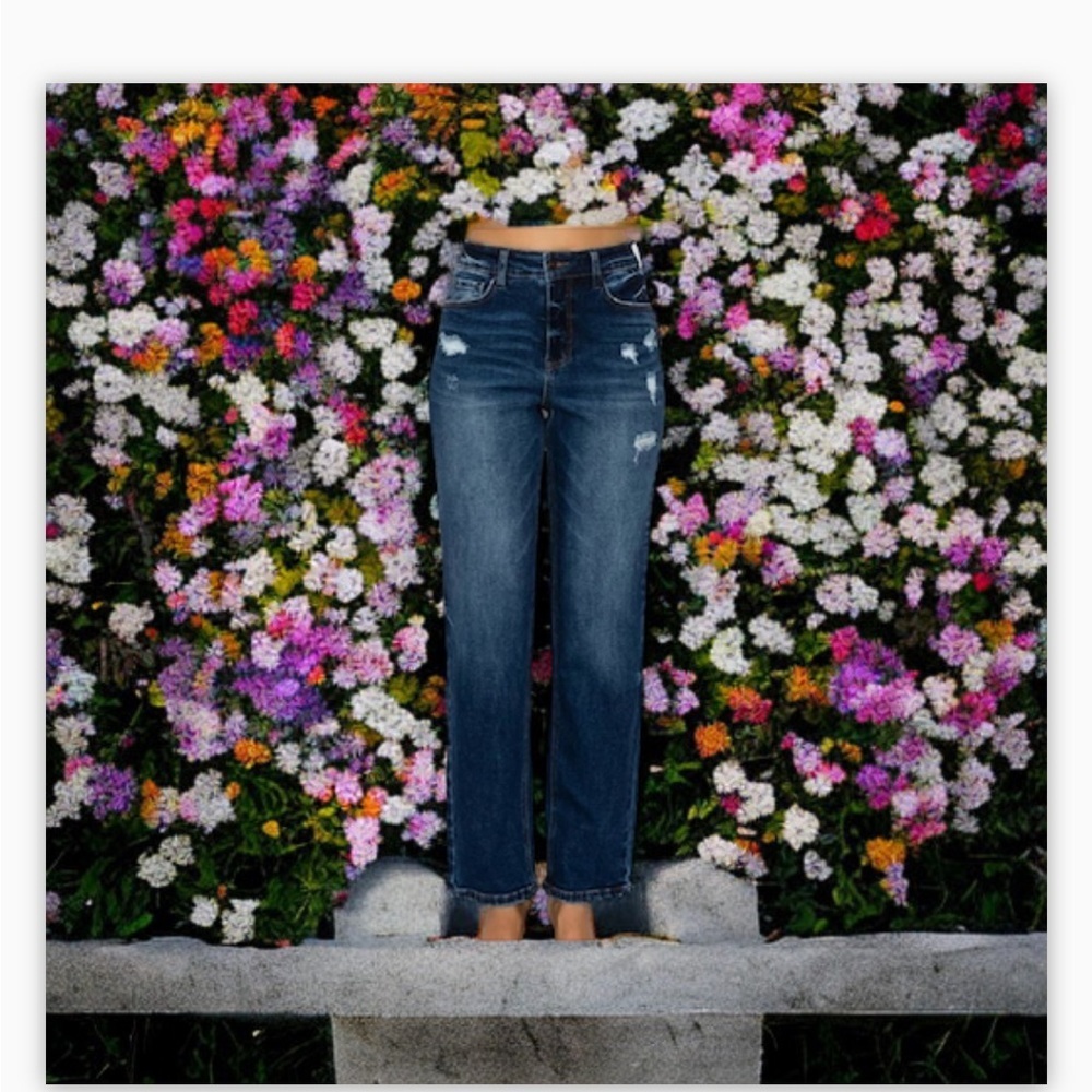 Wax Jean high rise straight ankle mom Distress -Sz 5 -28 excellent shape…